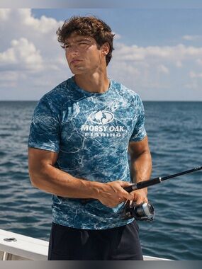 NWT MOSSY OAK ELEMENTS FISHING TEE IN SPINDRIFT